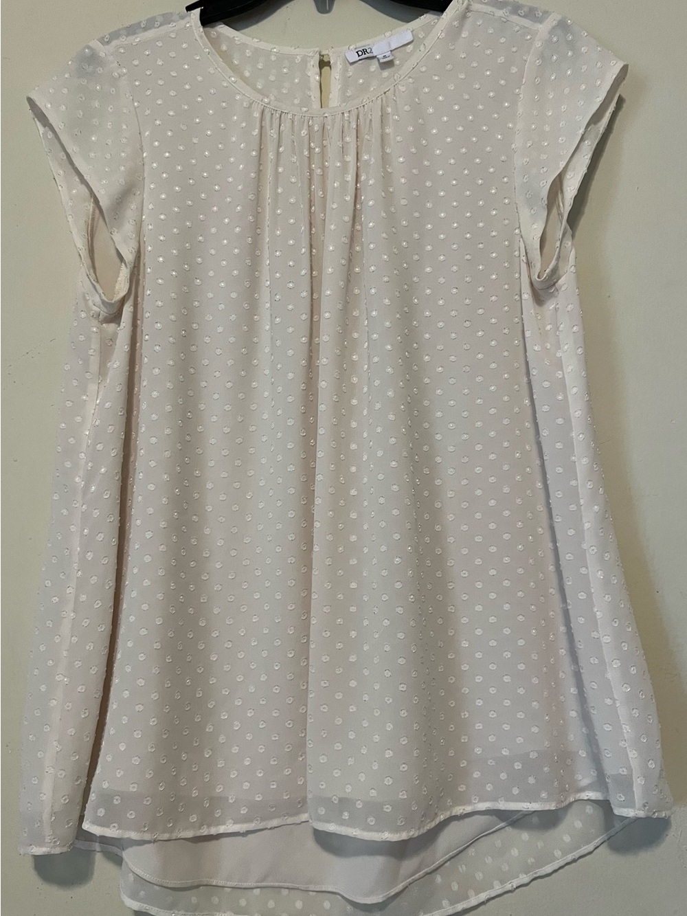DR2 Women’s Cream Dot Cap-Sleeve Babydoll Style Blouse